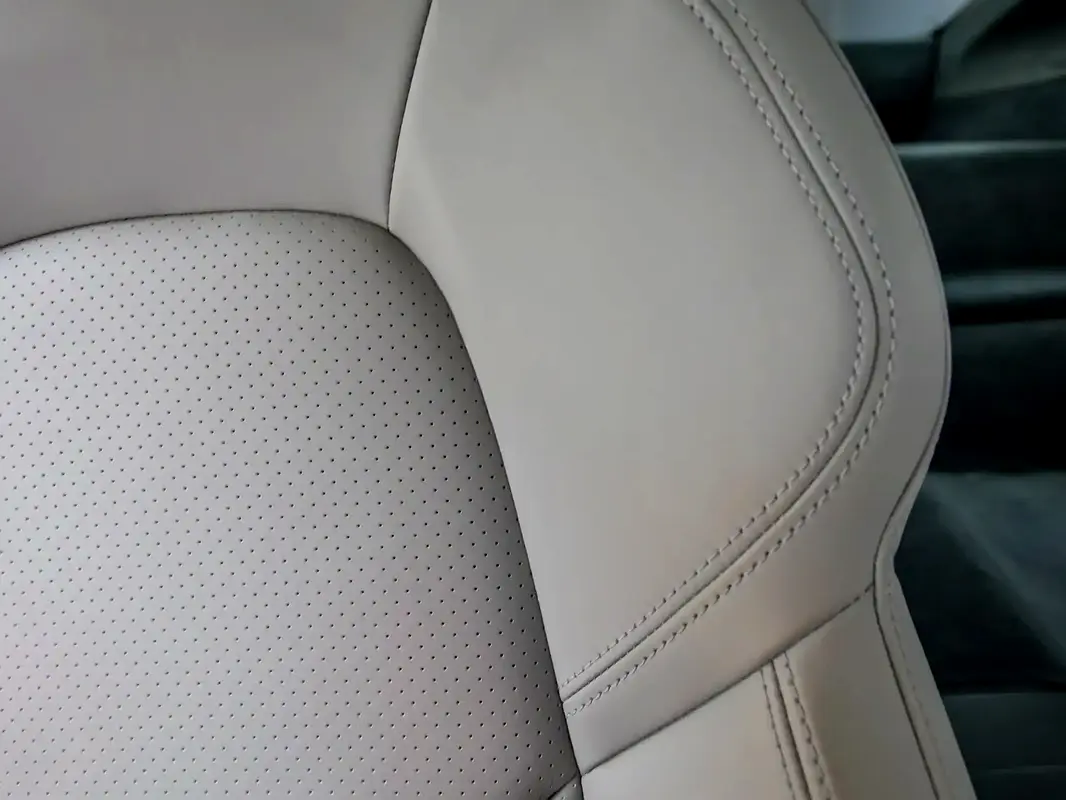 PORSCHE Carrera / 911 GT3 2022 - photo 12 - Import Émirats | International Cars