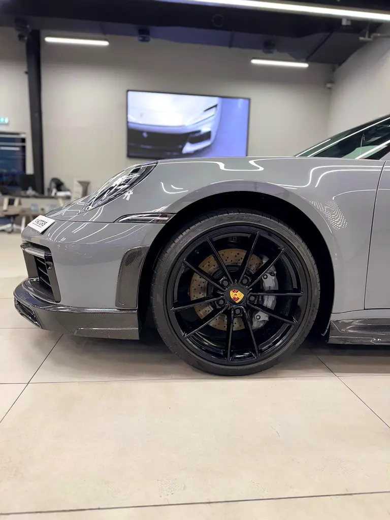 PORSCHE Carrera / 911 Carrera S 2019 - photo 12 - Import Émirats | International Cars