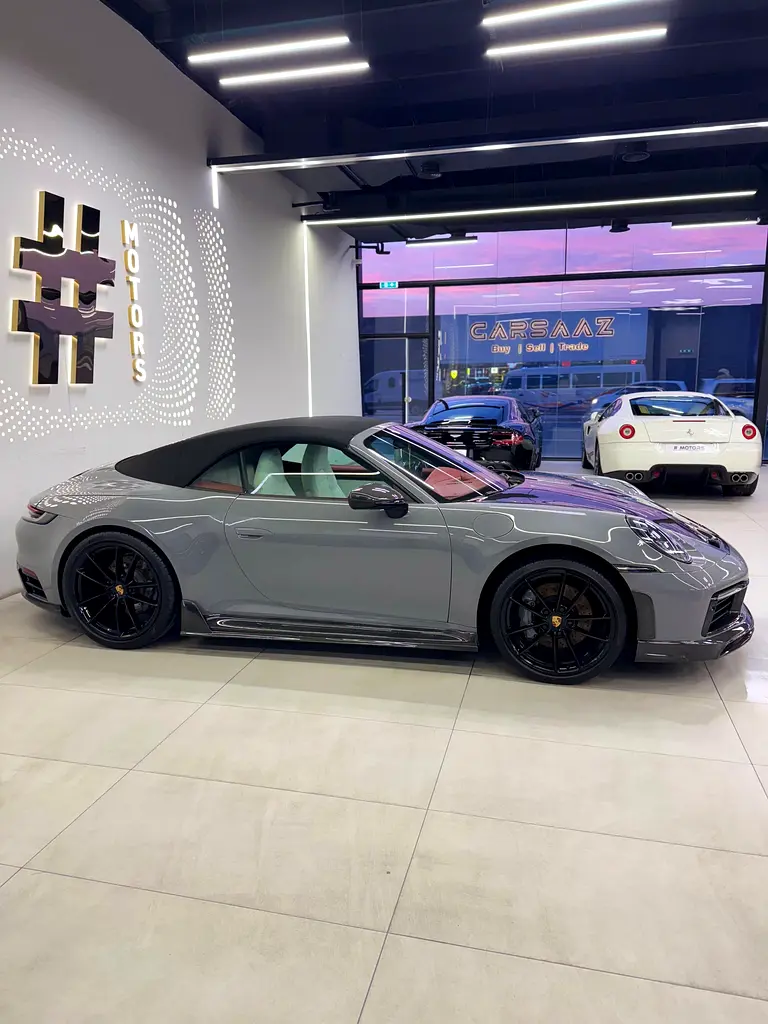 PORSCHE Carrera / 911 Carrera S 2019 - photo 4 - Import Émirats | International Cars