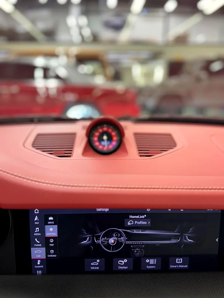 PORSCHE Carrera / 911 Carrera S 2019 - photo 7 - Import Émirats | International Cars