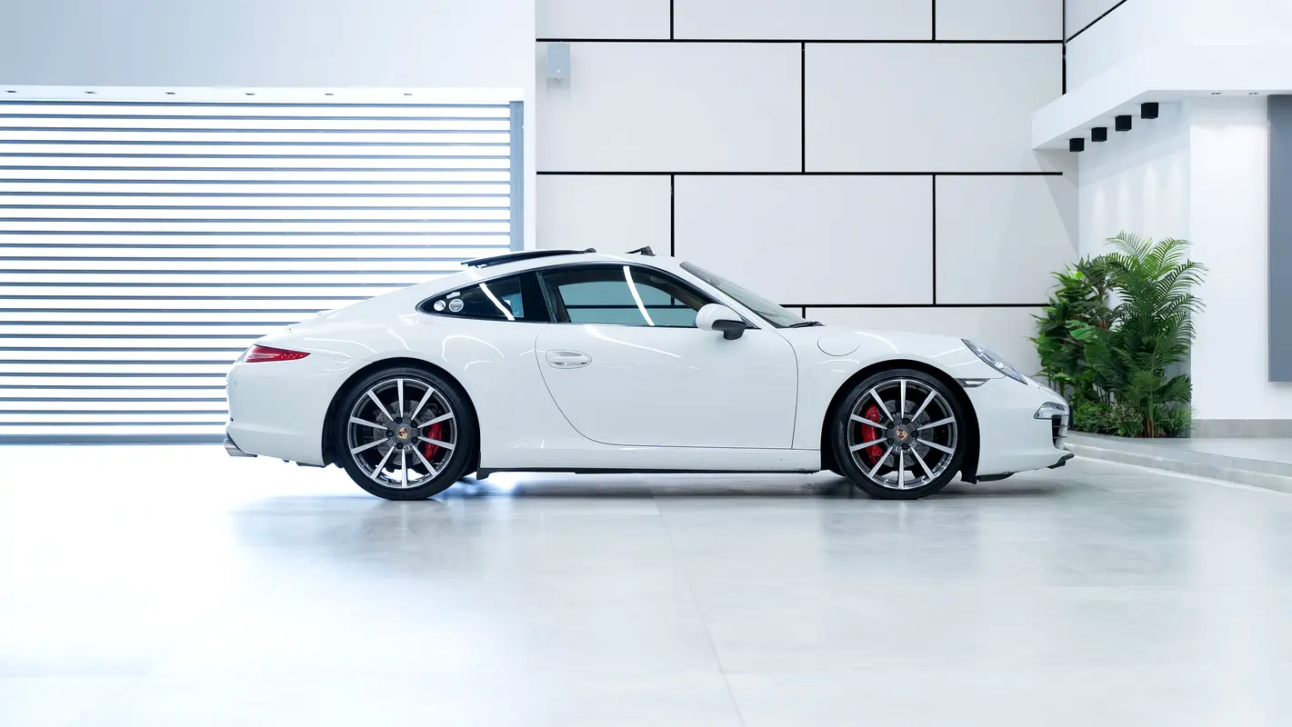 PORSCHE Carrera / 911 Carrera S 2014 - photo 6 - Import Émirats | International Cars