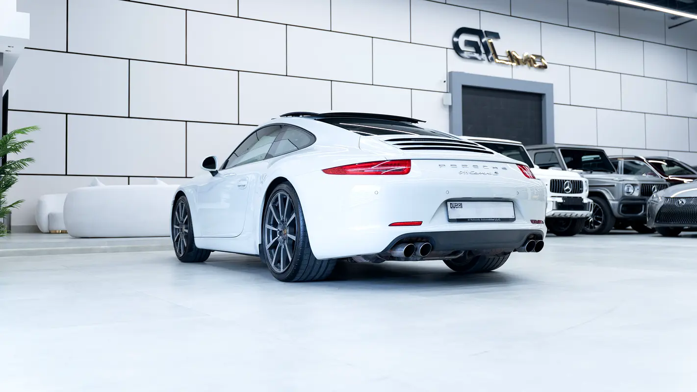 PORSCHE Carrera / 911 Carrera S 2014 - photo 7 - Import Émirats | International Cars