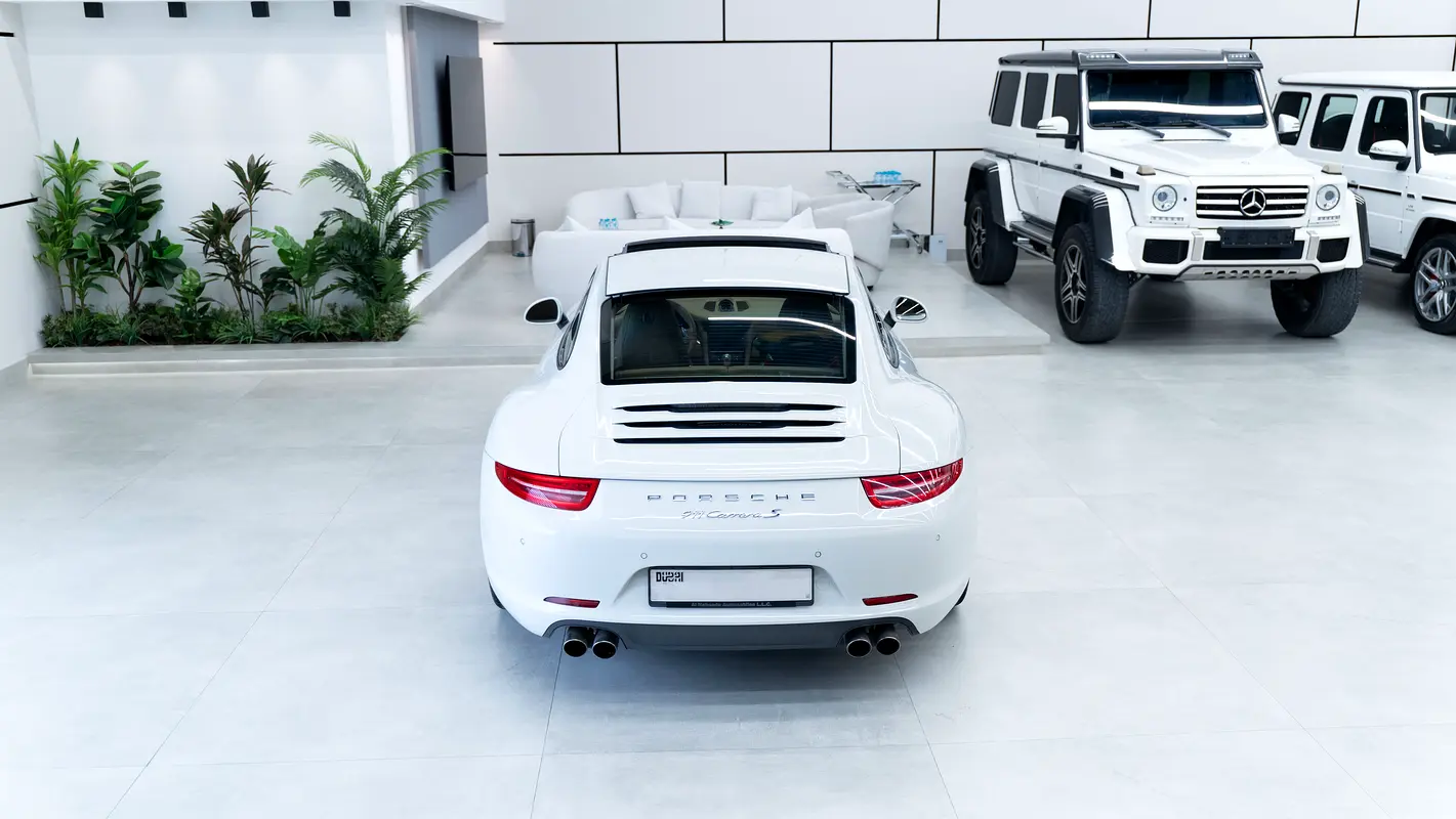 PORSCHE Carrera / 911 Carrera S 2014 - photo 8 - Import Émirats | International Cars