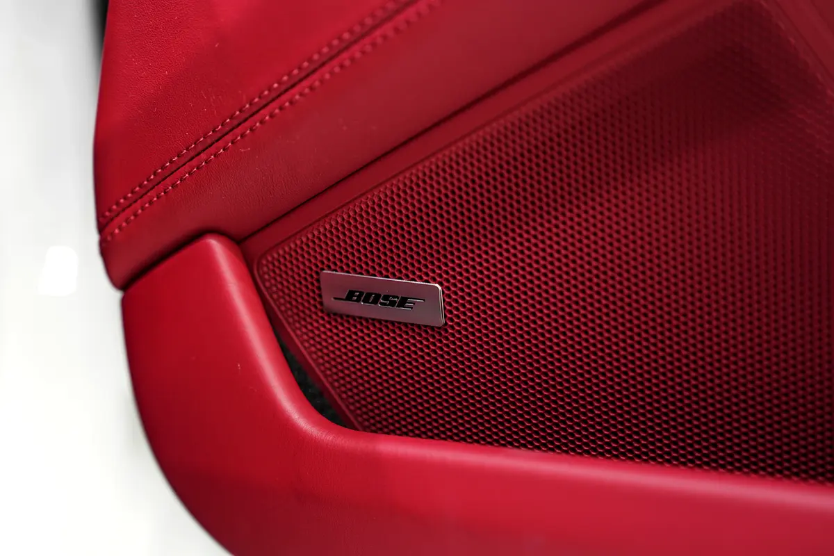 PORSCHE Carrera / 911 GTS 2024 - photo 10 - Import Émirats | International Cars