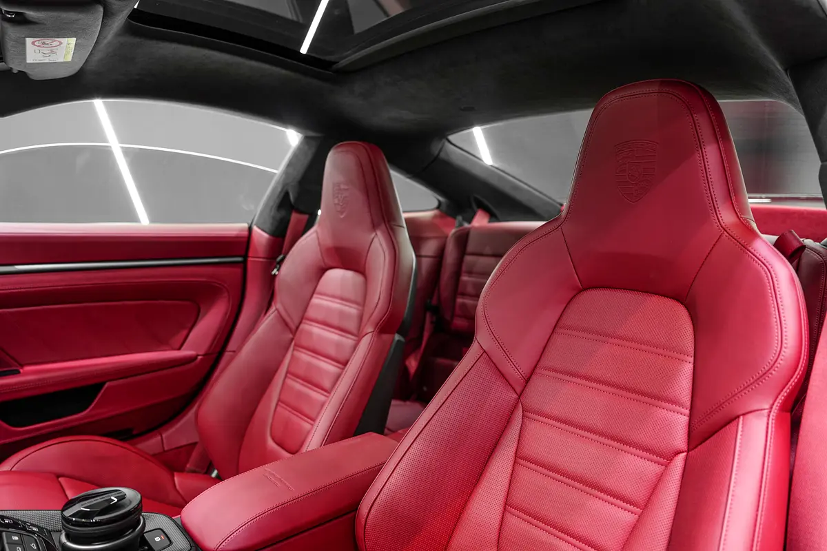 PORSCHE Carrera / 911 GTS 2024 - photo 5 - Import Émirats | International Cars