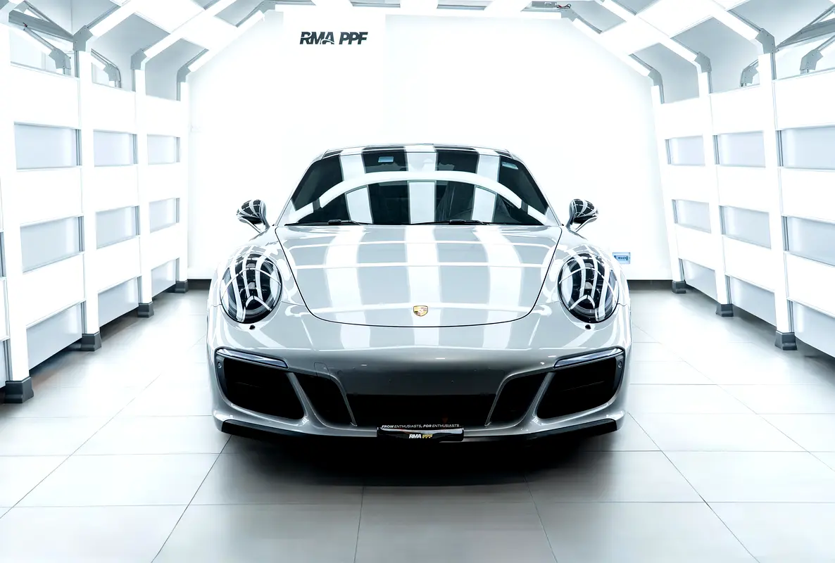 PORSCHE Carrera / 911 GTS 2017 - photo 2 - Import Émirats | International Cars