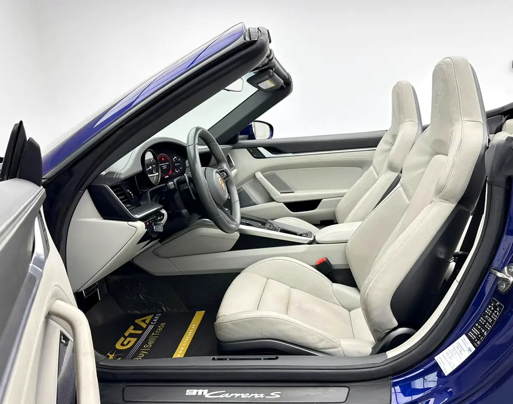 PORSCHE Carrera / 911 Carrera S 2020 - photo 12 - Import Émirats | International Cars