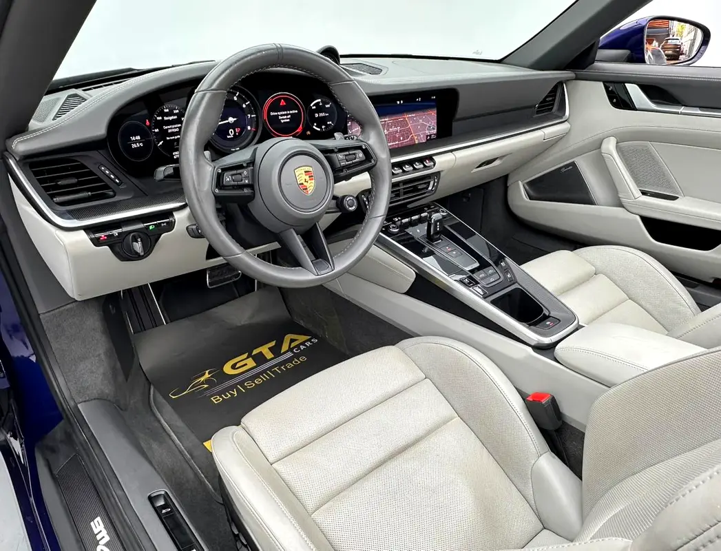 PORSCHE Carrera / 911 Carrera S 2020 - photo 9 - Import Émirats | International Cars