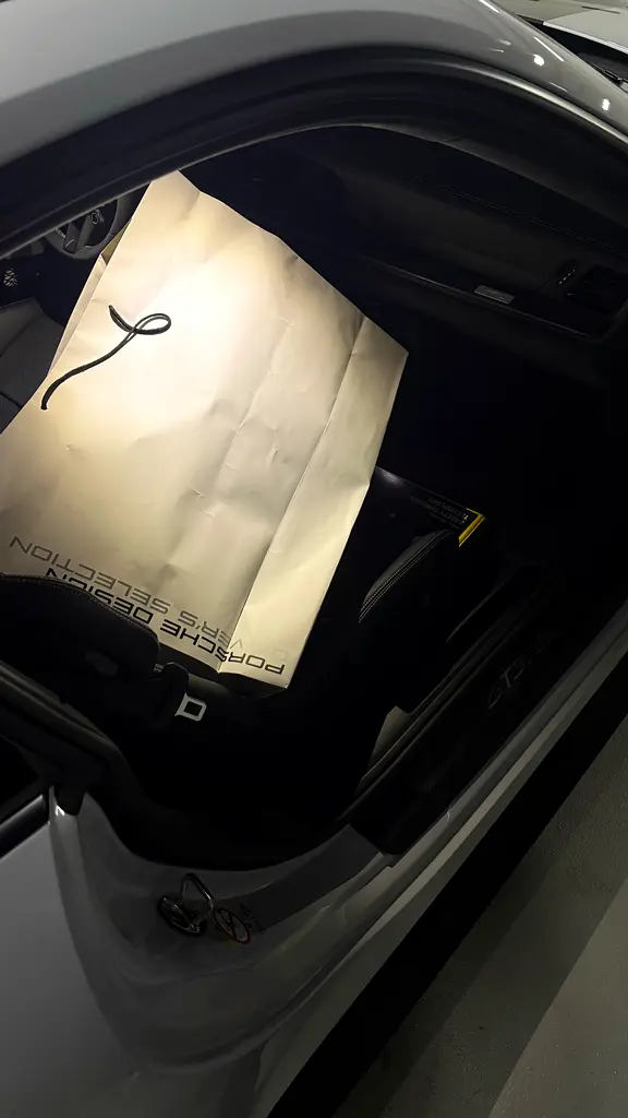 PORSCHE Carrera / 911 GT3 RS 2025 - photo 7 - Import Émirats | International Cars