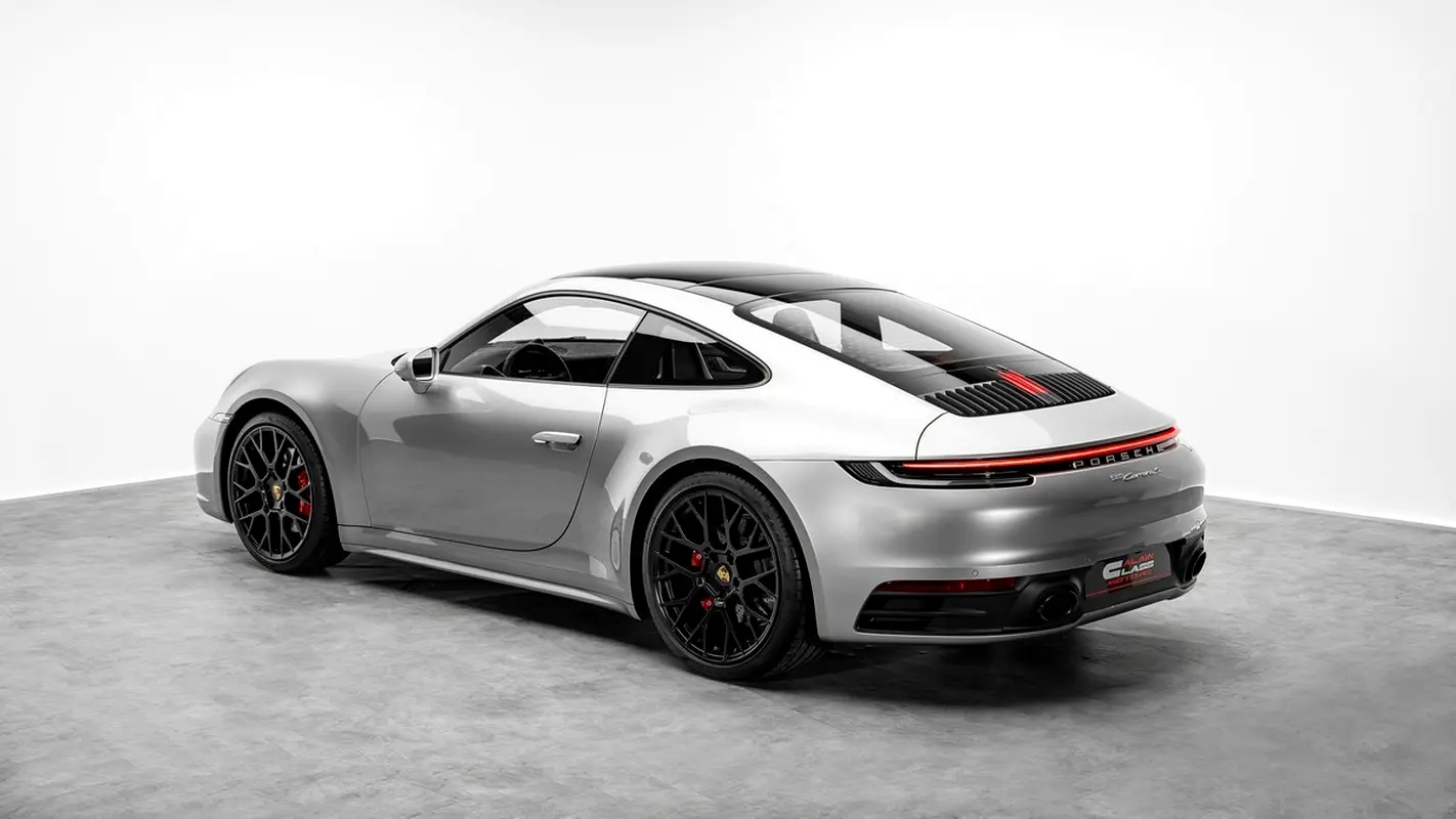 PORSCHE Carrera / 911 Carrera S 2024 - photo 2 - Import Émirats | International Cars