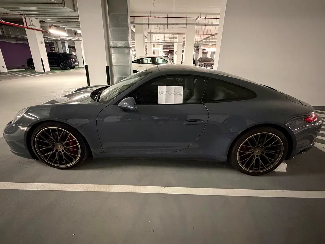 PORSCHE Carrera / 911 Carrera 4S 2017 - photo 10 - Import Émirats | International Cars
