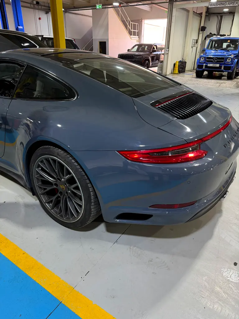 PORSCHE Carrera / 911 Carrera 4S 2017 - photo 4 - Import Émirats | International Cars