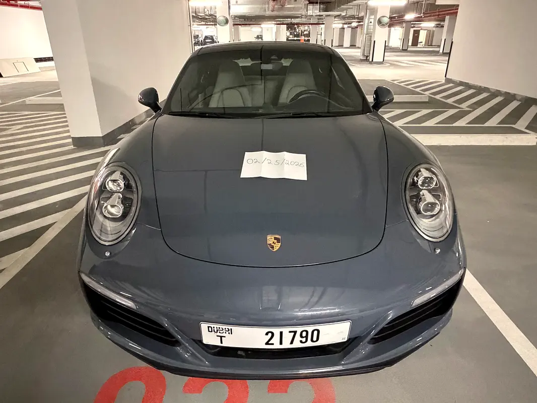 PORSCHE Carrera / 911 Carrera 4S 2017 - photo 9 - Import Émirats | International Cars