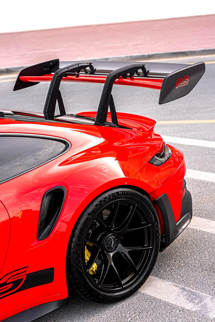 PORSCHE Carrera / 911 GT3 RS 2023 - photo 2 - Import Émirats | International Cars