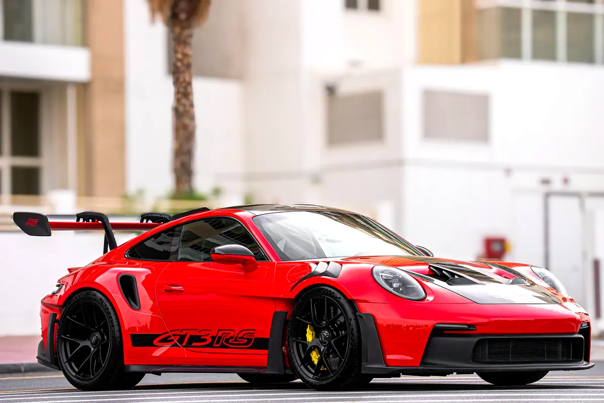 PORSCHE Carrera / 911 GT3 RS 2023 - photo 3 - Import Émirats | International Cars
