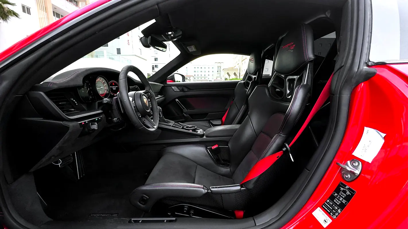 PORSCHE Carrera / 911 GT3 RS 2023 - photo 7 - Import Émirats | International Cars