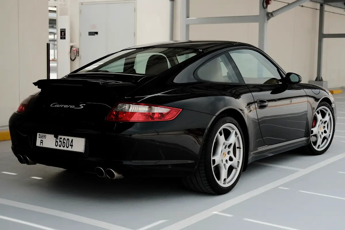 PORSCHE Carrera / 911 Carrera S 2007 - photo 2 - Import Émirats | International Cars