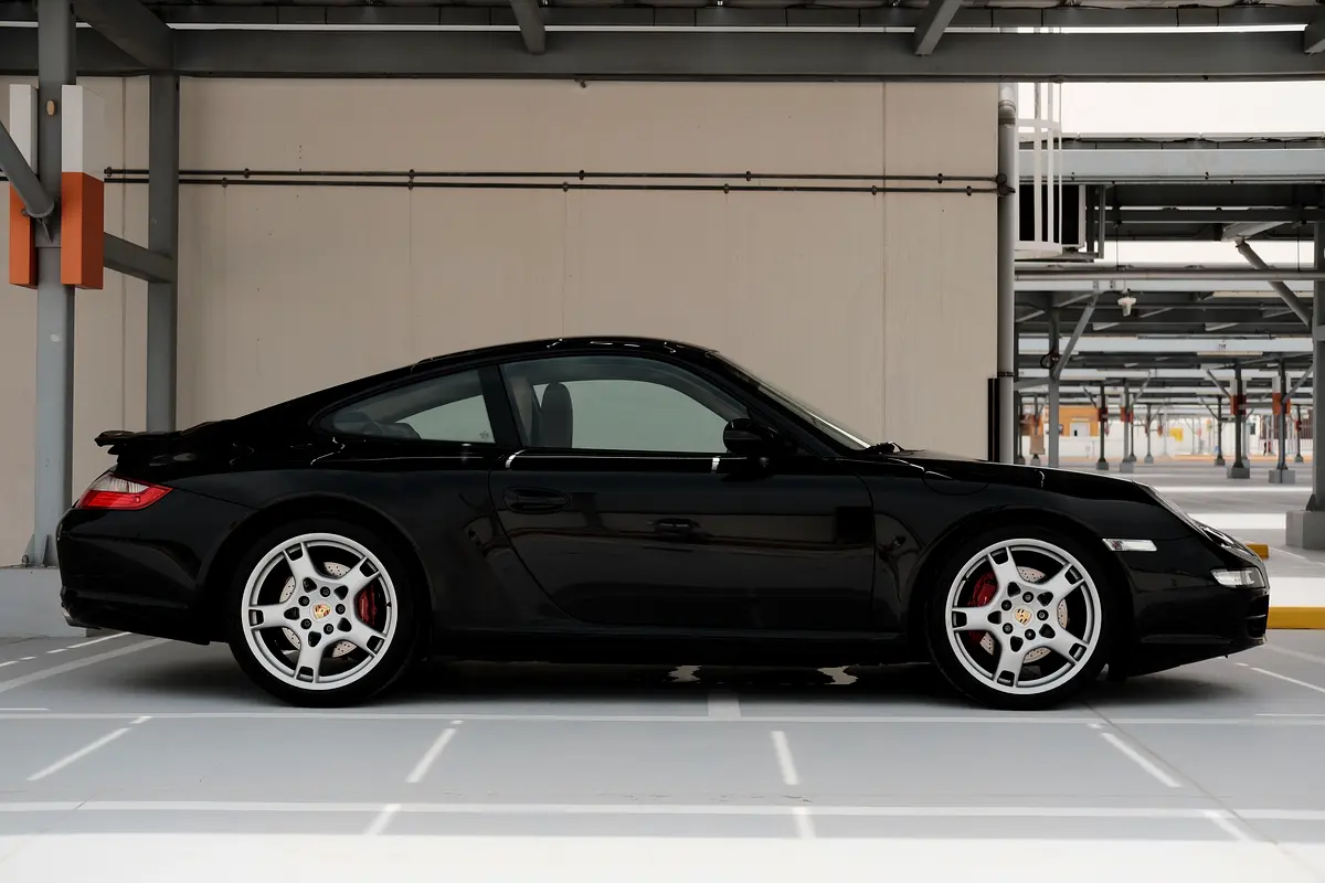 PORSCHE Carrera / 911 Carrera S 2007 - photo 4 - Import Émirats | International Cars