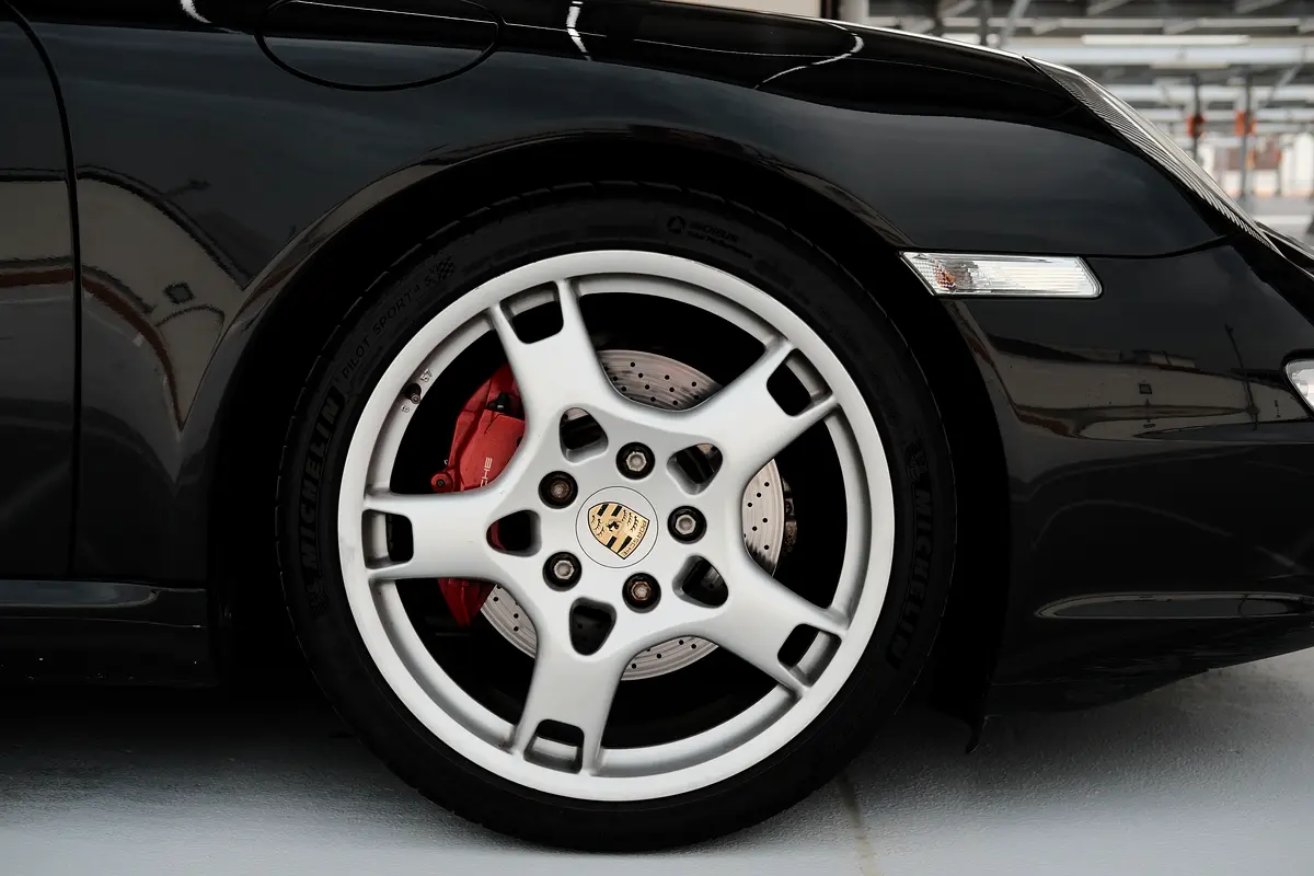 PORSCHE Carrera / 911 Carrera S 2007 - photo 6 - Import Émirats | International Cars