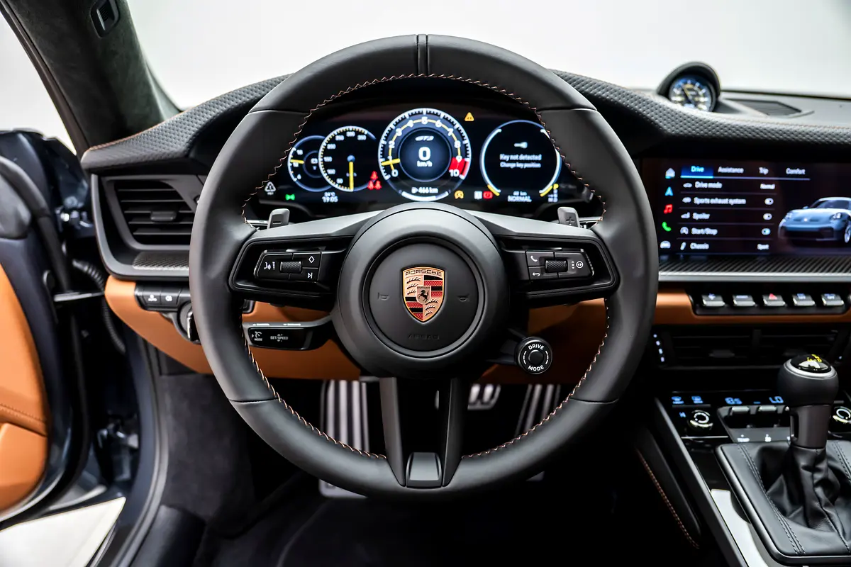 PORSCHE Carrera / 911 GT3 2026 - photo 6 - Import Émirats | International Cars