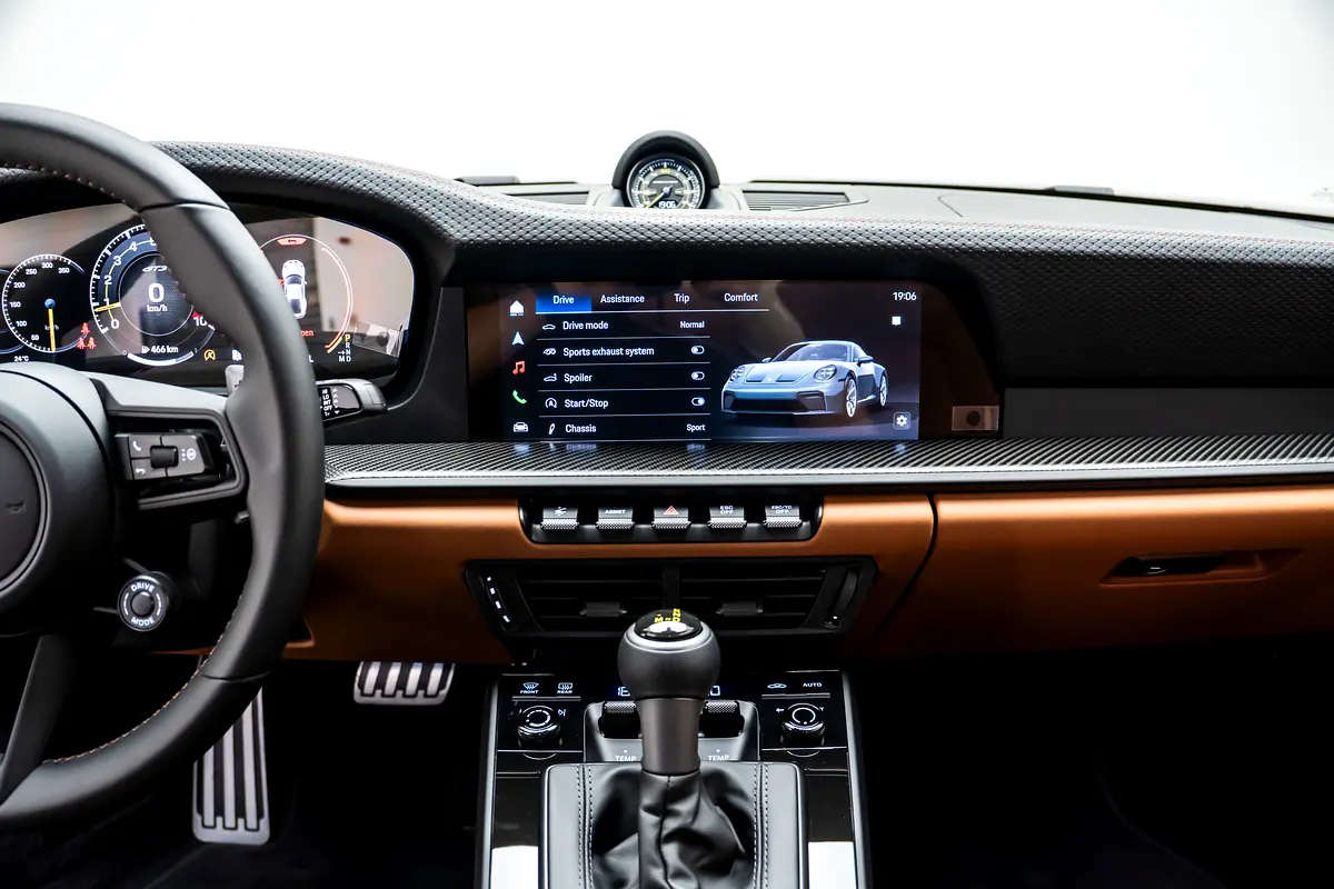 PORSCHE Carrera / 911 GT3 2026 - photo 9 - Import Émirats | International Cars