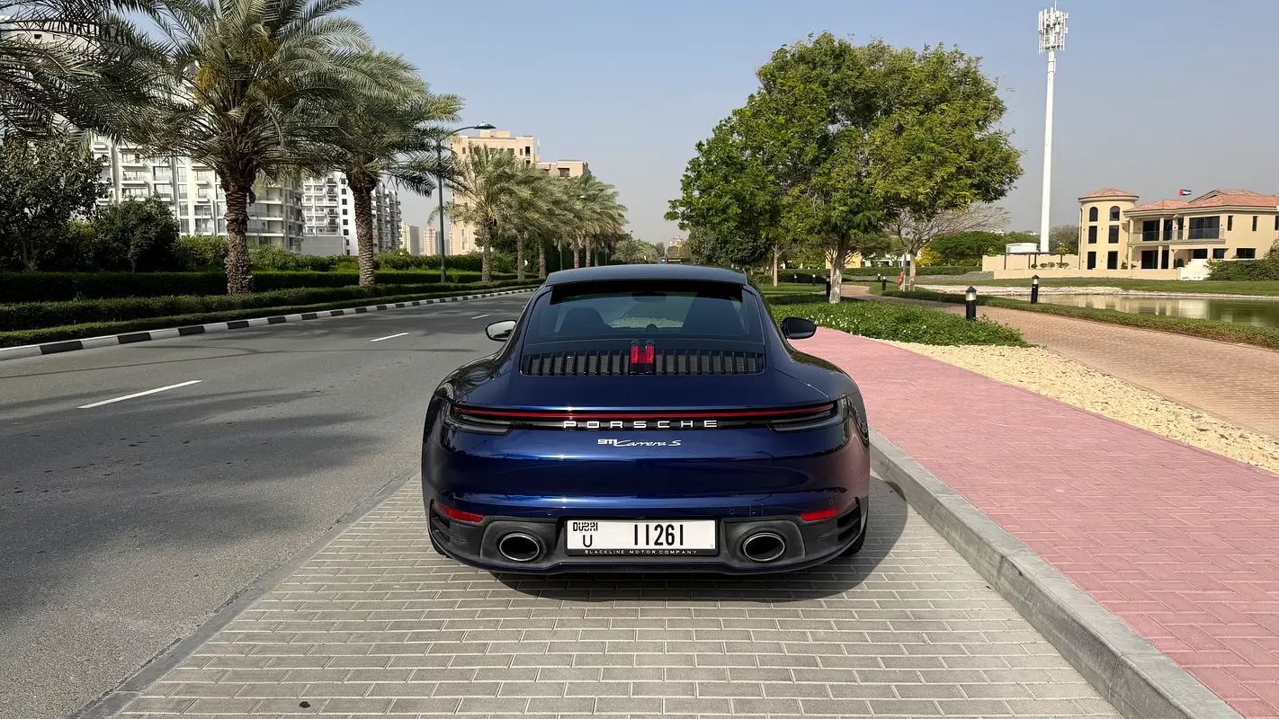 PORSCHE Carrera / 911 Carrera S 2022 - photo 4 - Import Émirats | International Cars