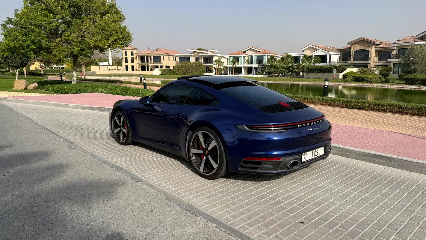 PORSCHE Carrera / 911 Carrera S 2022 - photo 5 - Import Émirats | International Cars