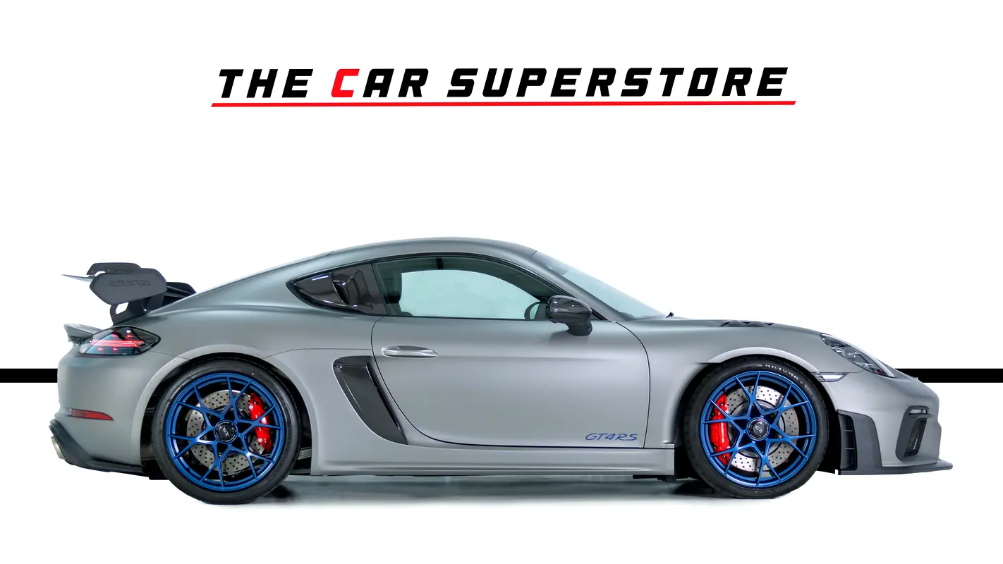 PORSCHE Cayman GT4 RS 2024 - photo 9 - Import Émirats | International Cars