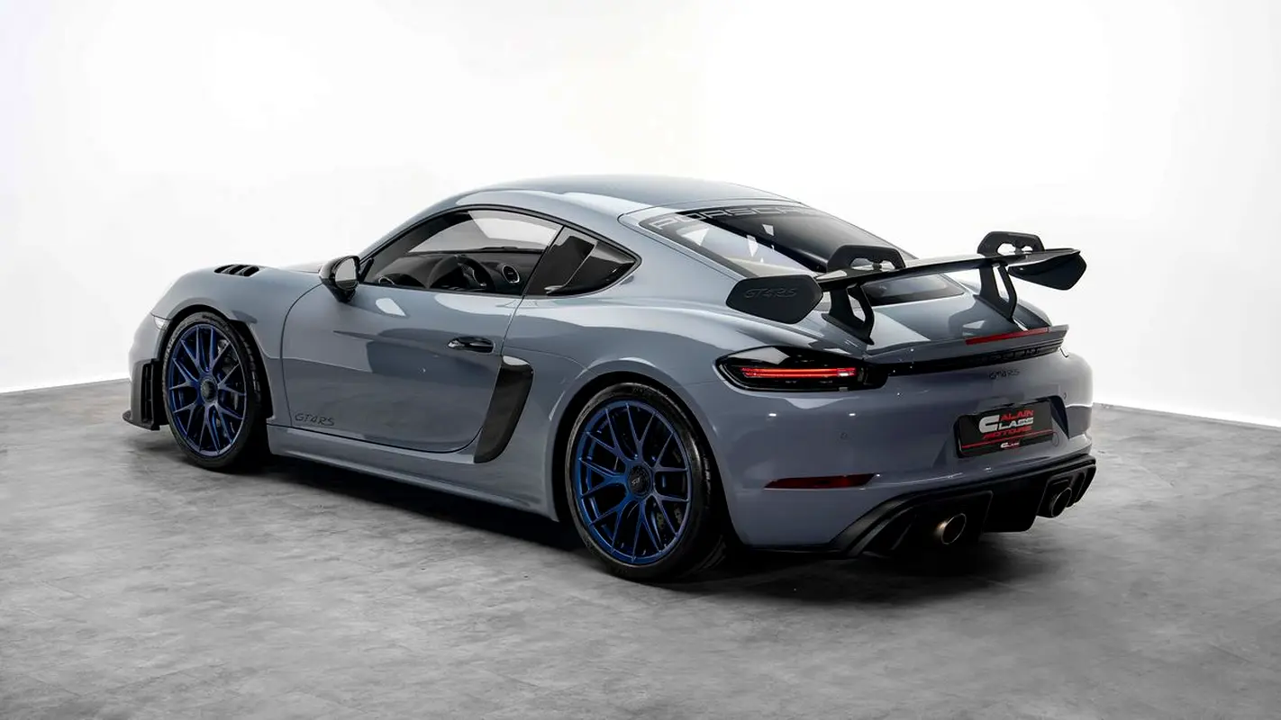 PORSCHE Cayman GT4 RS 2022 - photo 2 - Import Émirats | International Cars