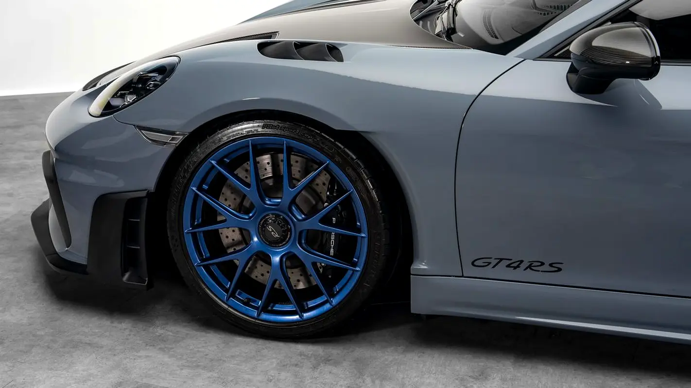 PORSCHE Cayman GT4 RS 2022 - photo 4 - Import Émirats | International Cars