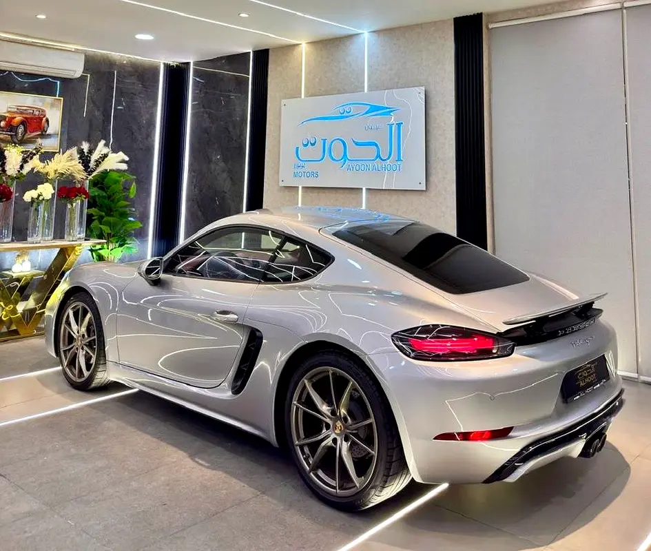 PORSCHE Cayman 718 Style Edition 2021 - photo 10 - Import Émirats | International Cars
