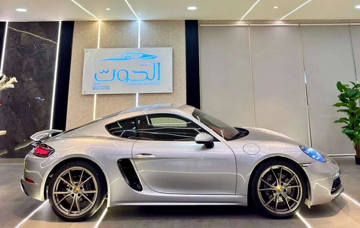 PORSCHE Cayman 718 Style Edition 2021 - photo 12 - Import Émirats | International Cars