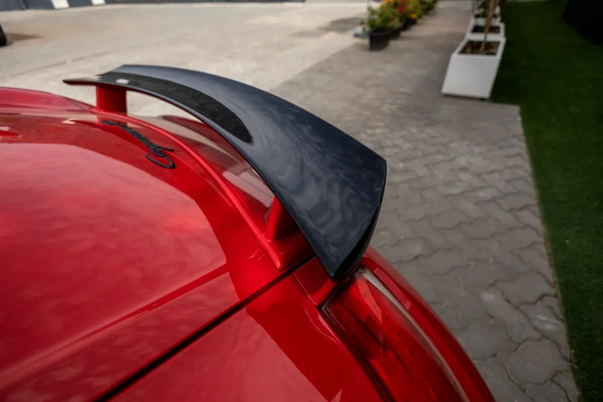 PORSCHE Cayman R 2012 - photo 10 - Import Émirats | International Cars