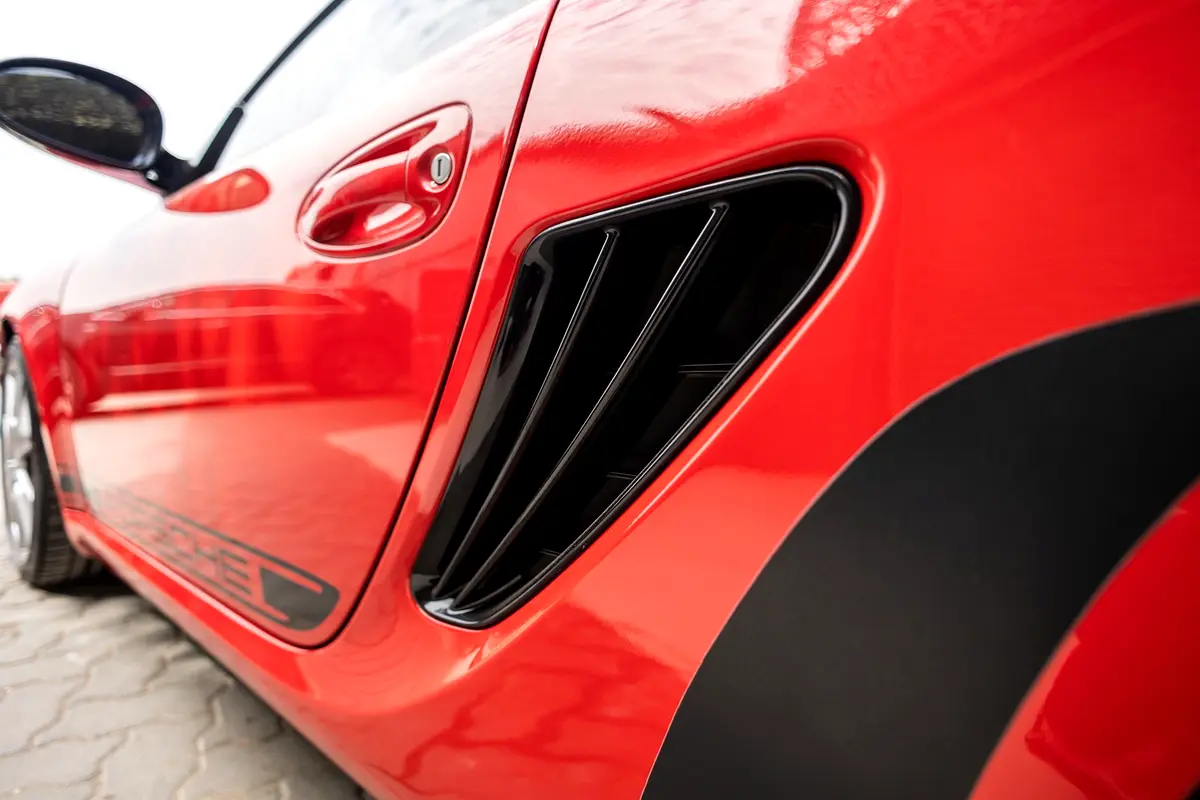 PORSCHE Cayman R 2012 - photo 9 - Import Émirats | International Cars