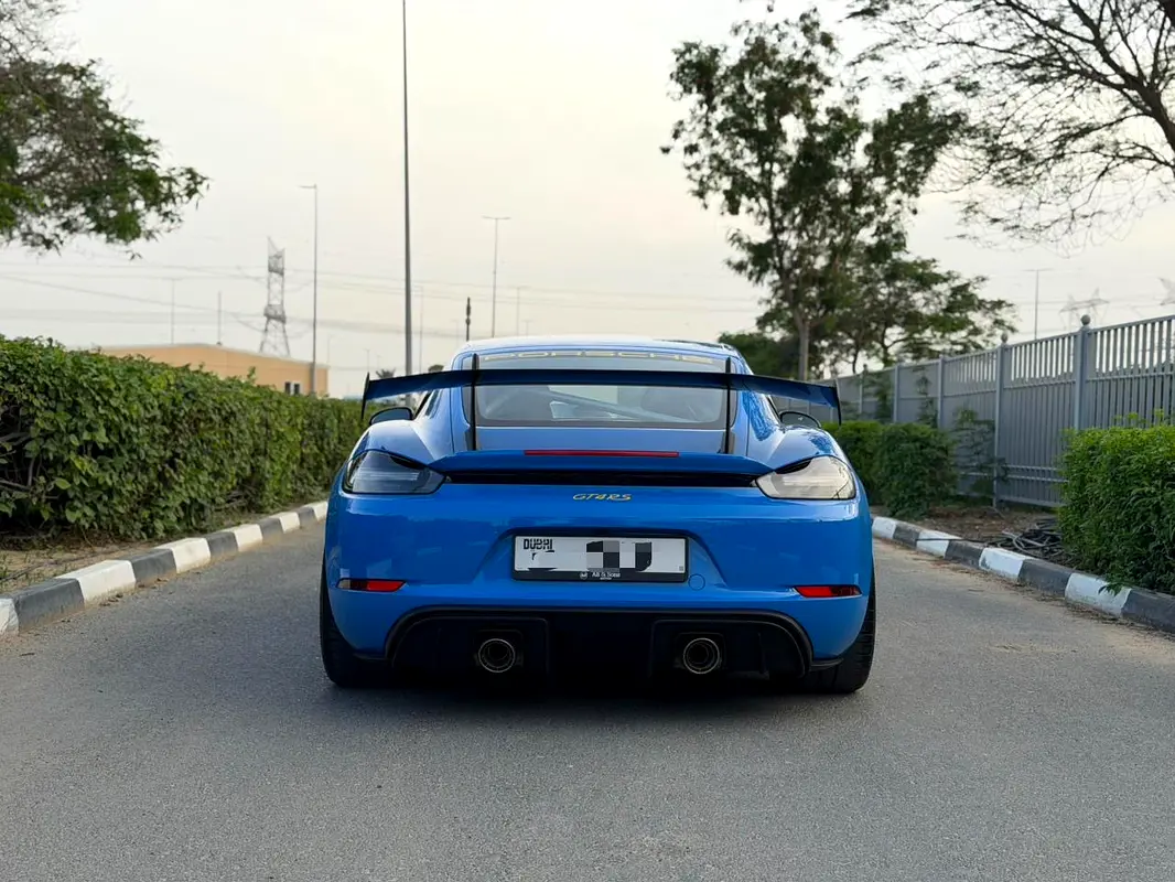 PORSCHE Cayman GT4 RS 2024 - photo 4 - Import Émirats | International Cars