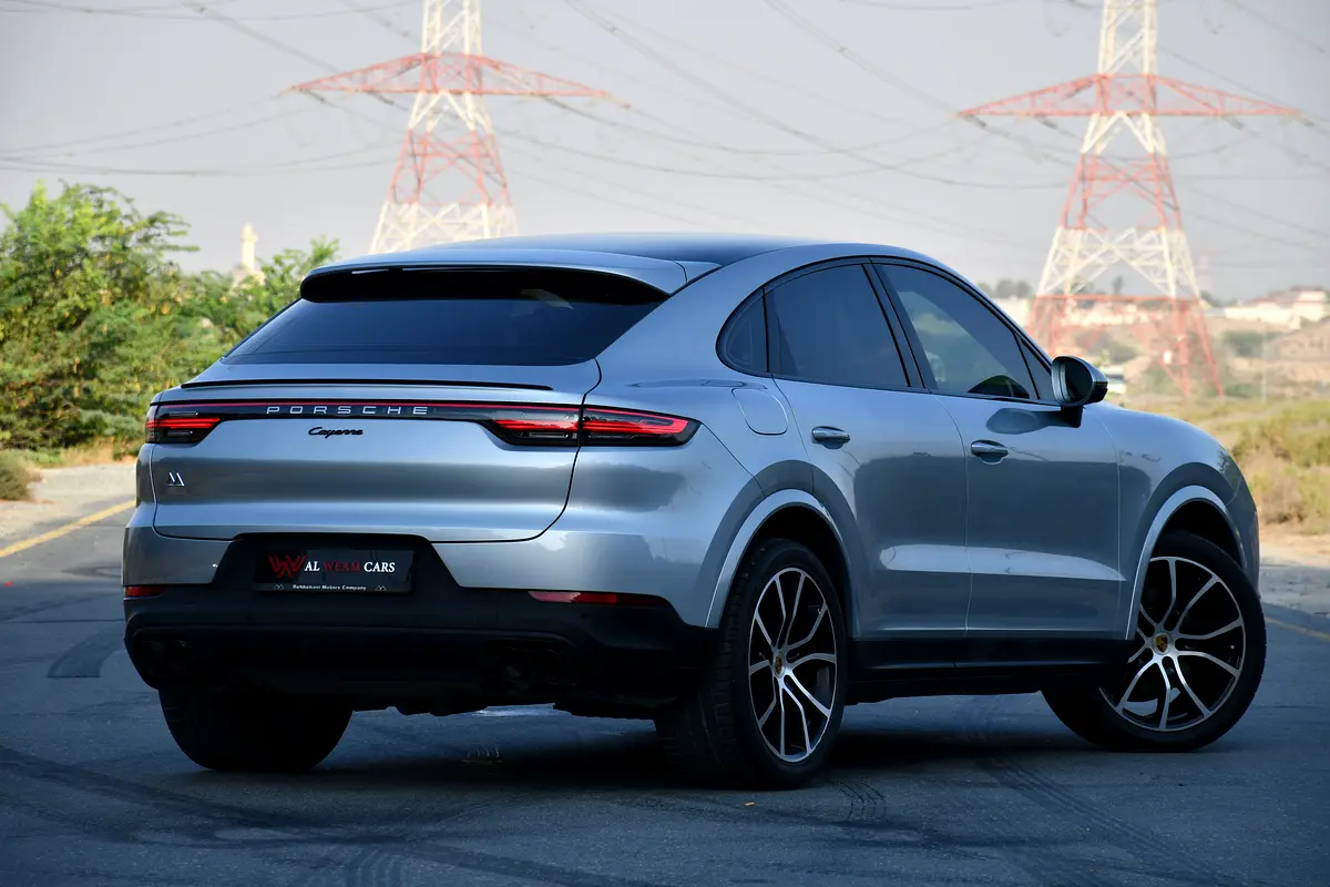 PORSCHE Cayenne Other 2022 - photo 6 - Import Émirats | International Cars