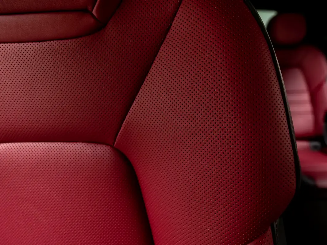 PORSCHE Cayenne Turbo GT 2024 - photo 12 - Import Émirats | International Cars