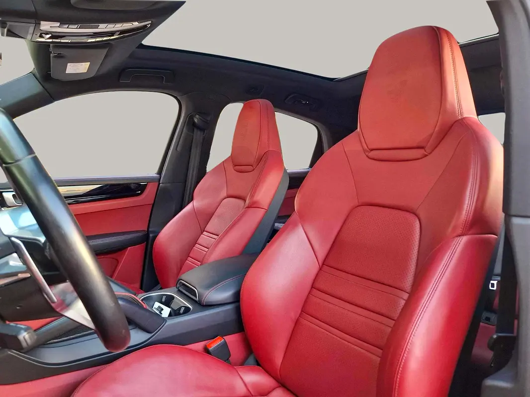 PORSCHE Cayenne Standard 2020 - photo 12 - Import Émirats | International Cars