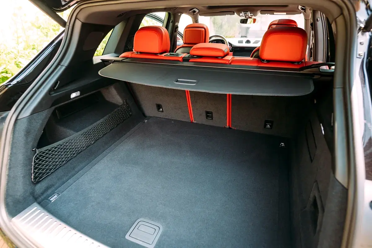 PORSCHE Cayenne Standard 2020 - photo 10 - Import Émirats | International Cars