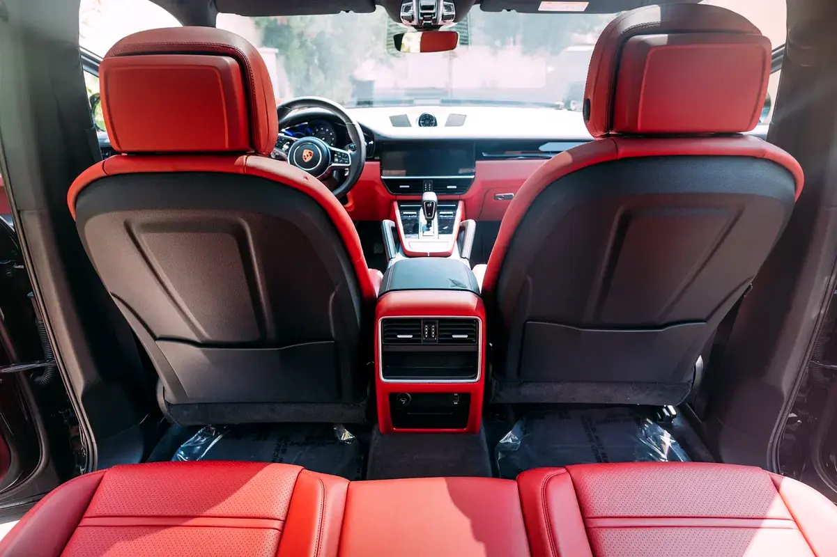 PORSCHE Cayenne Standard 2020 - photo 7 - Import Émirats | International Cars