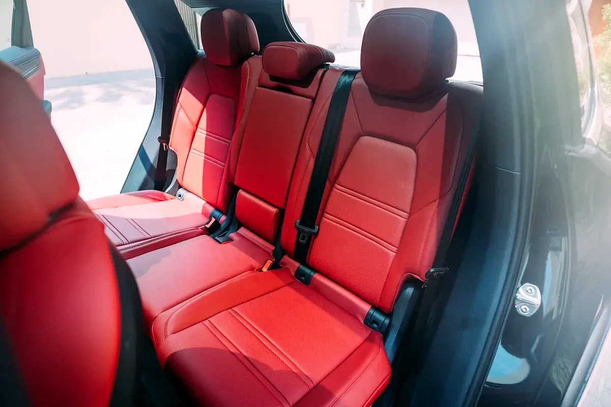 PORSCHE Cayenne Standard 2020 - photo 9 - Import Émirats | International Cars