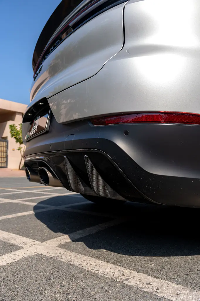 PORSCHE Cayenne Turbo GT 2024 - photo 12 - Import Émirats | International Cars