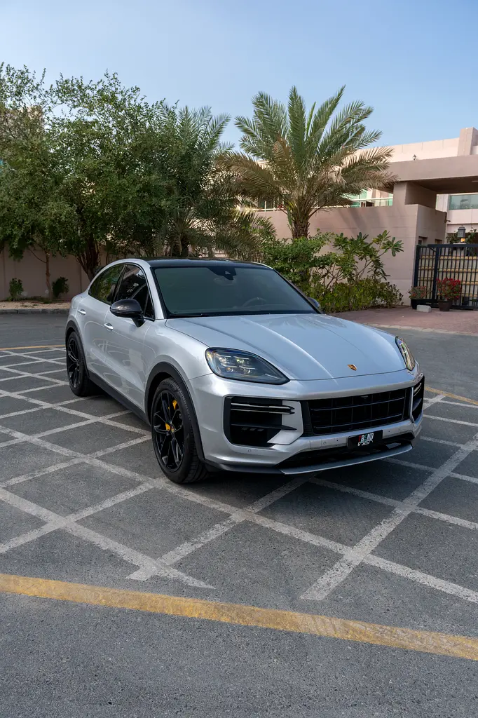 PORSCHE Cayenne Turbo GT 2024 - photo 6 - Import Émirats | International Cars