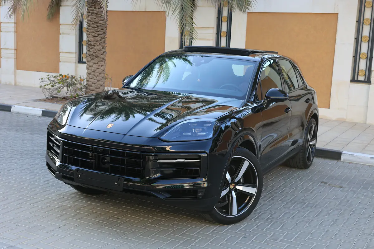 PORSCHE Cayenne Sport Chrono Package 2024