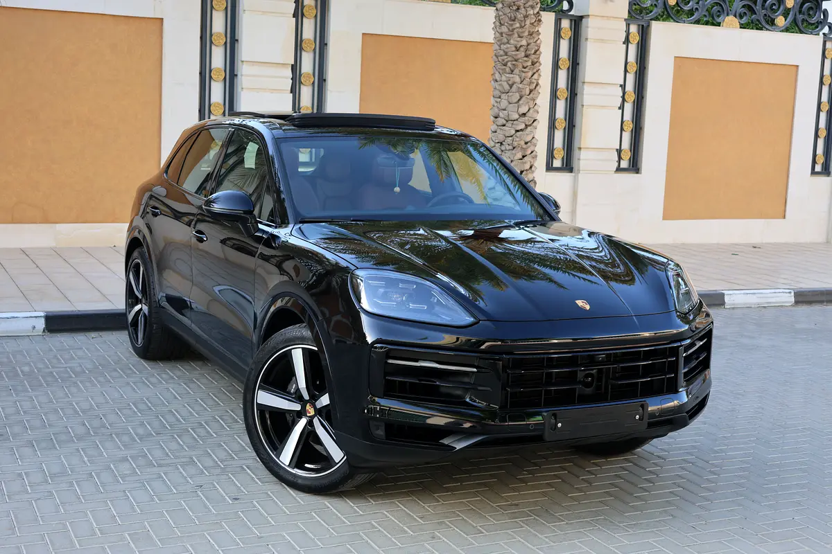 PORSCHE Cayenne Sport Chrono Package 2024 - photo 2 - Import Émirats | International Cars