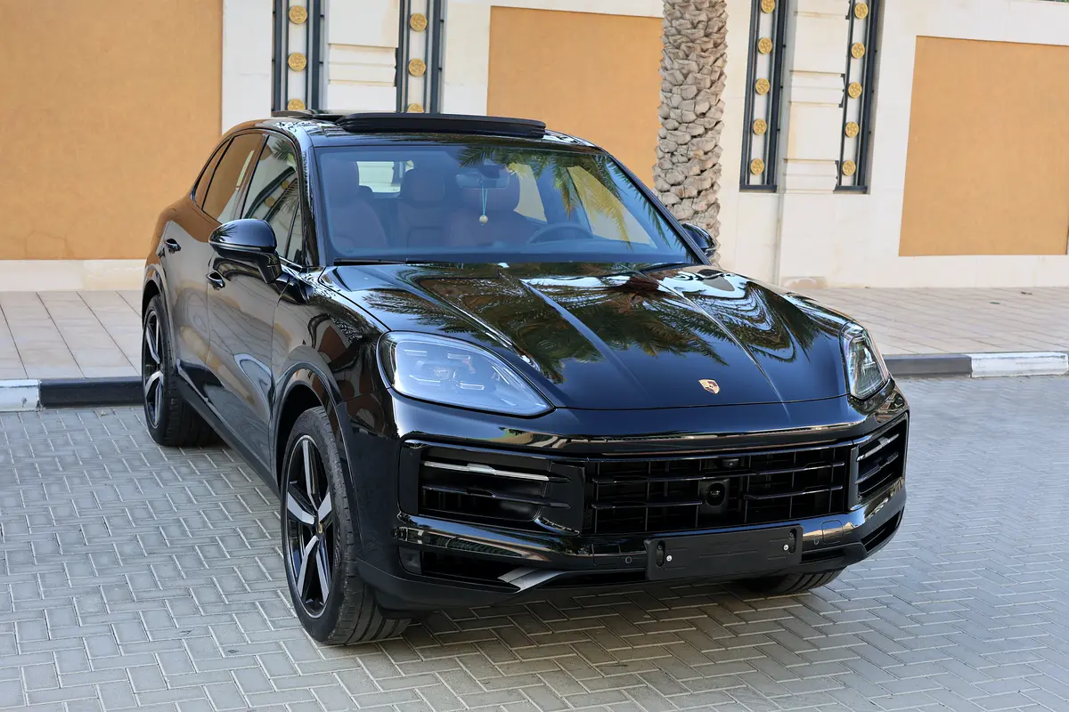 PORSCHE Cayenne Sport Chrono Package 2024 - photo 5 - Import Émirats | International Cars