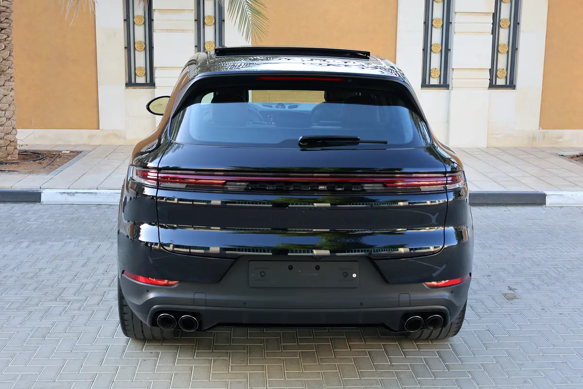 PORSCHE Cayenne Sport Chrono Package 2024 - photo 9 - Import Émirats | International Cars