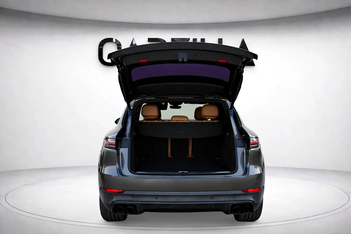 PORSCHE Cayenne Standard 2019 - photo 8 - Import Émirats | International Cars