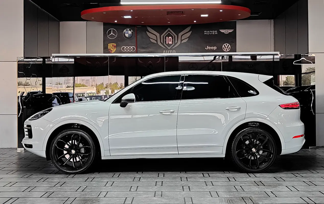 PORSCHE Cayenne Standard 2018 - photo 7 - Import Émirats | International Cars