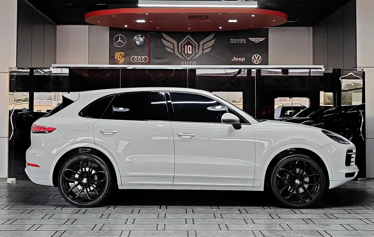 PORSCHE Cayenne Standard 2018 - photo 8 - Import Émirats | International Cars